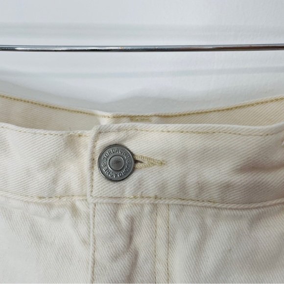 Classic Cream Denim Skirt - Picture 3 of 4